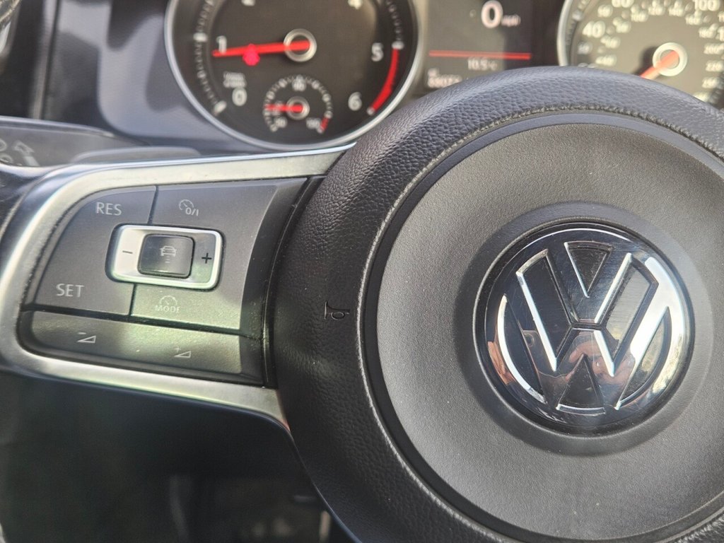 Used Volkswagen Golf 2017 for sale - 76867379: Photo 25