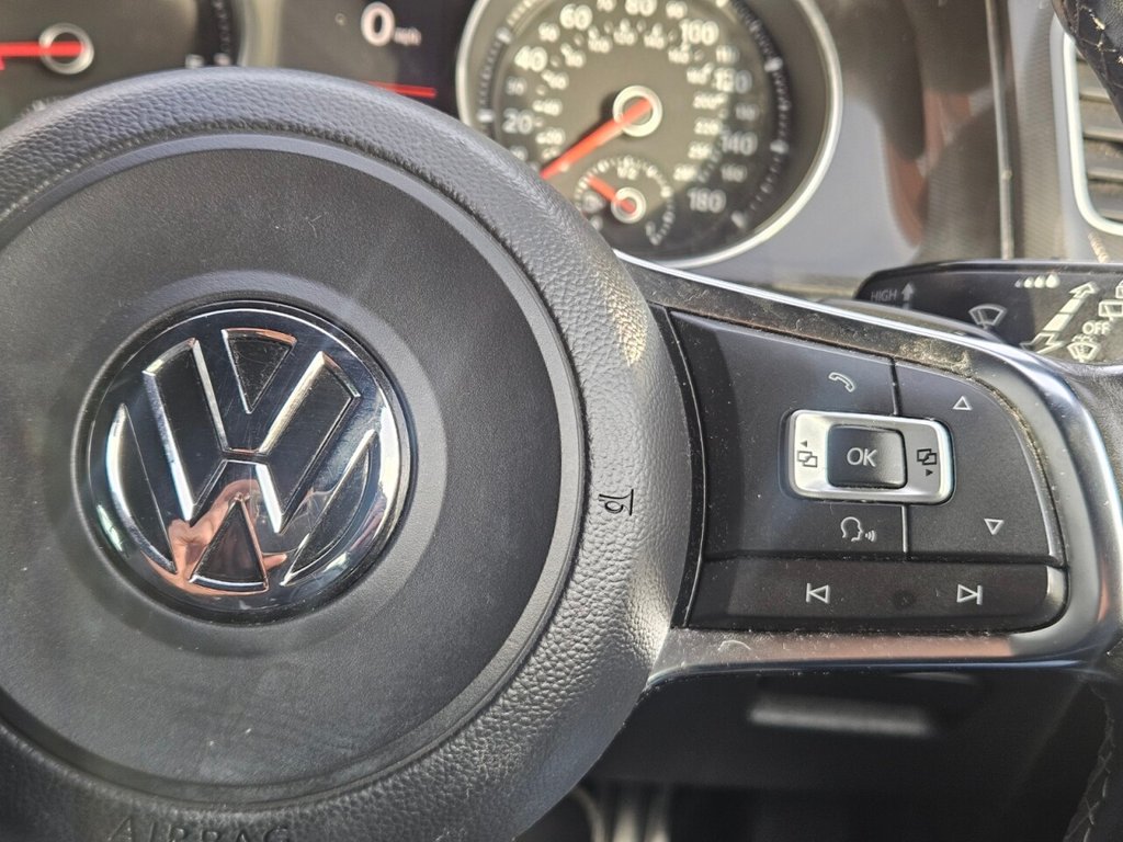 Used Volkswagen Golf 2017 for sale - 76867379: Photo 26