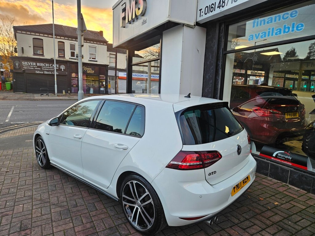 Used Volkswagen Golf 2017 for sale - 76867379: Photo 33
