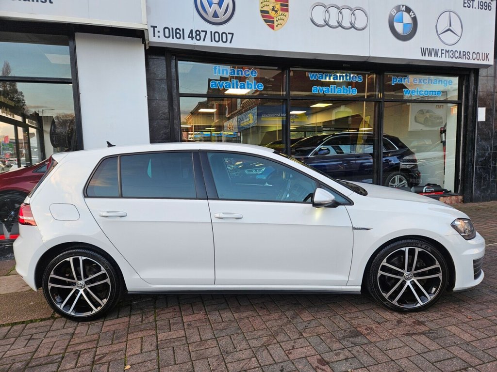 Used Volkswagen Golf 2017 for sale - 76867379: Photo 6