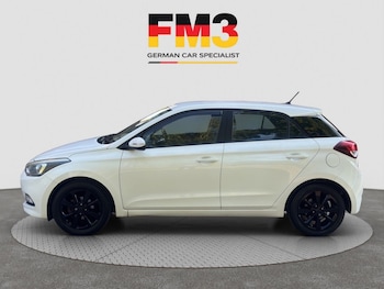 Used Hyundai i20 2015 for sale - 78702351: Photo