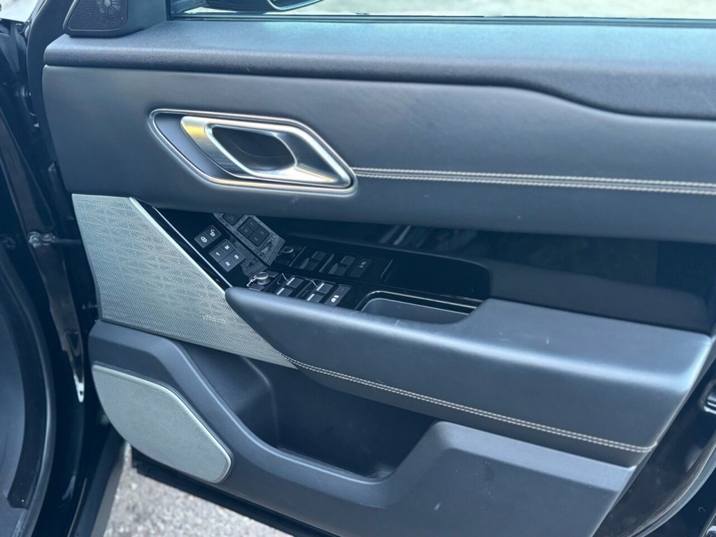 Used Land Rover Range Rover Velar 2018 for sale - 77891259: Photo 31