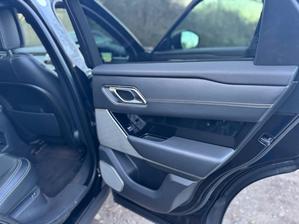Used Land Rover Range Rover Velar 2018 for sale - 77891259: Photo 45