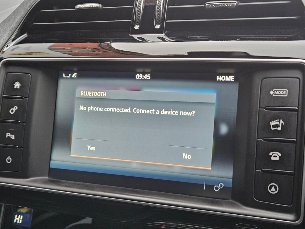 Used Jaguar XE 2016 for sale - 77153444: Photo 10