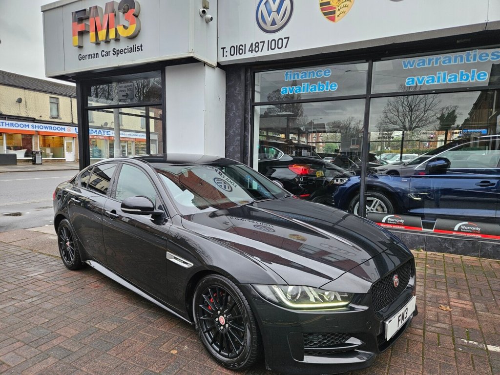 Used Jaguar XE 2016 for sale - 77153444: Photo 2