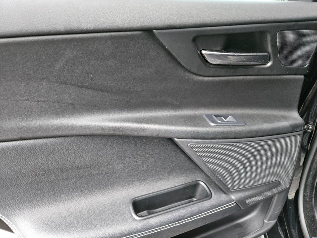 Used Jaguar XE 2016 for sale - 77153444: Photo 26