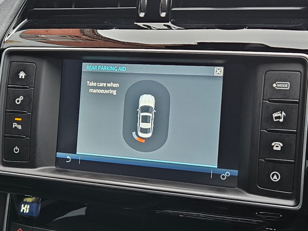 Used Jaguar XE 2016 for sale - 77153444: Photo 28