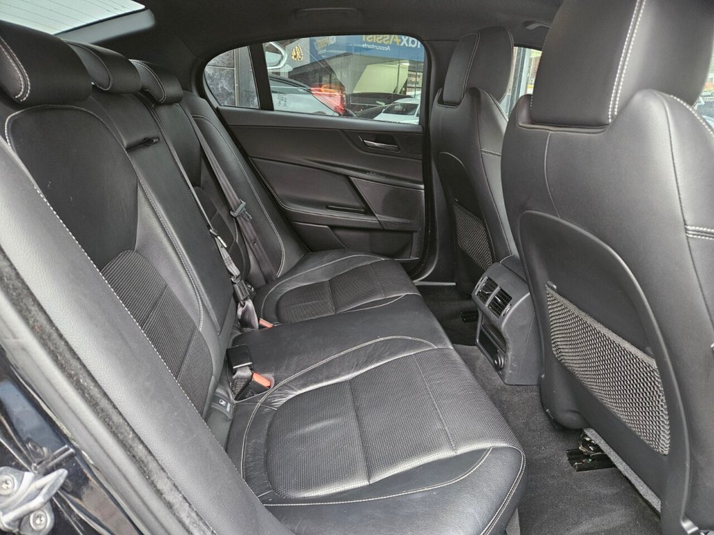 Used Jaguar XE 2016 for sale - 77153444: Photo 32