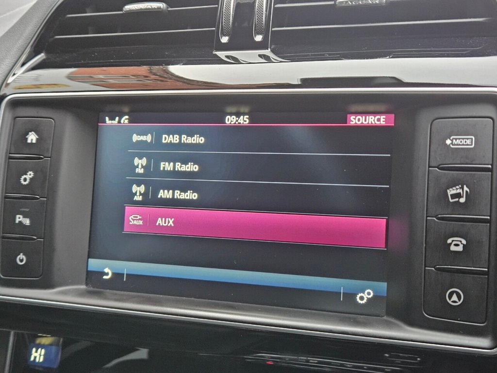 Used Jaguar XE 2016 for sale - 77153444: Photo 8