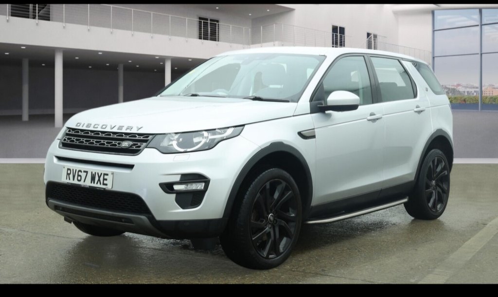 Used Land Rover Discovery Sport 2017 for sale - 77891100: Photo 2