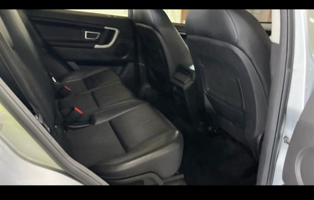 Used Land Rover Discovery Sport 2017 for sale - 77891100: Photo 8