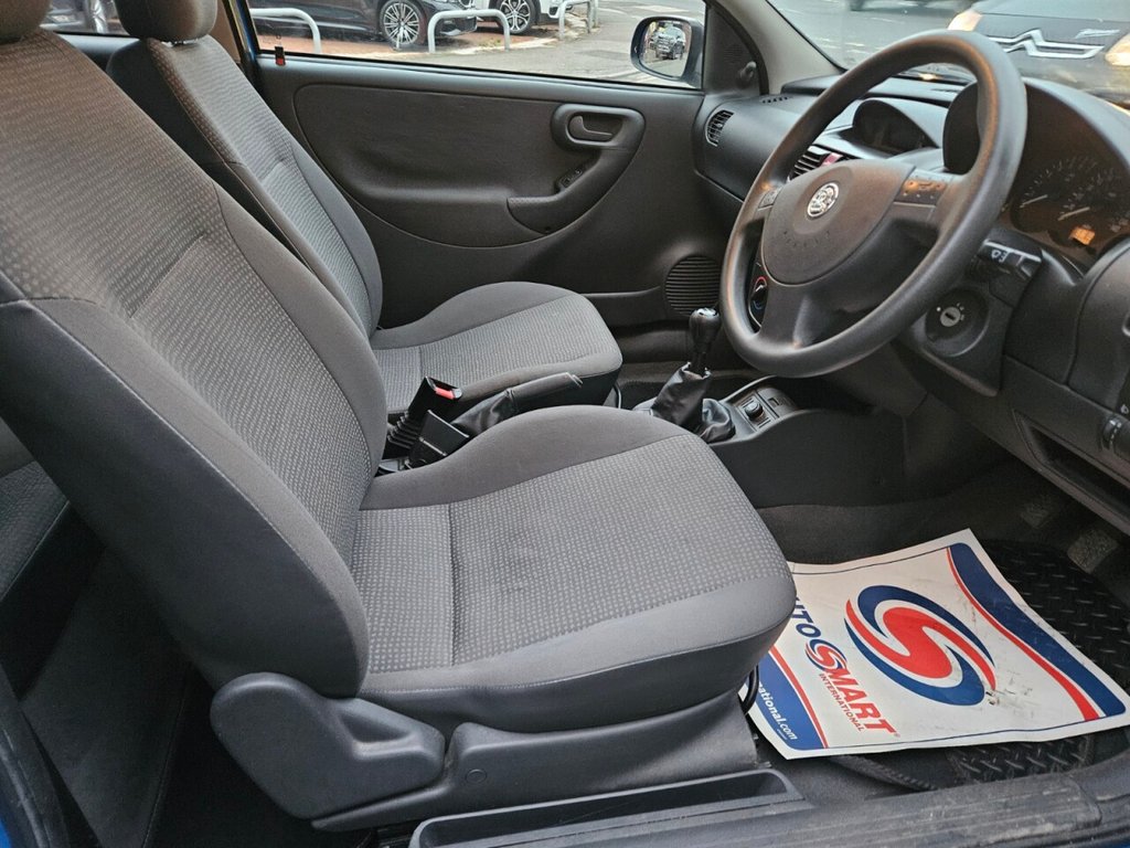 Used Vauxhall Corsa 2002 for sale - 77422093: Photo 5
