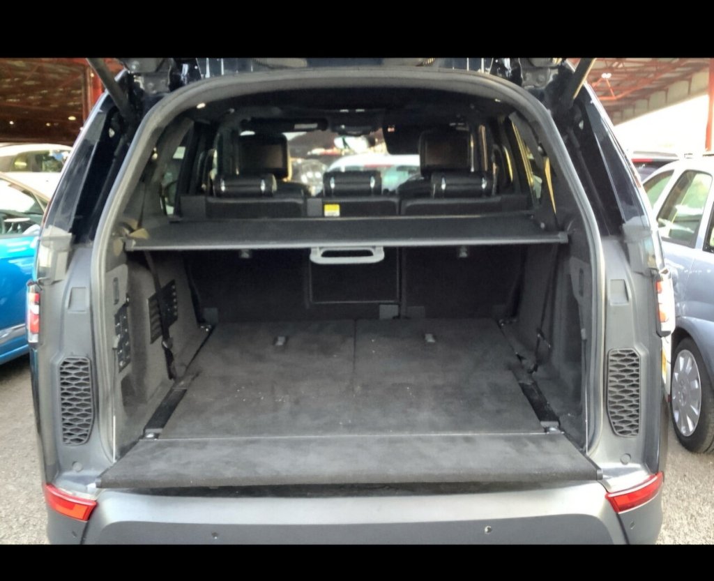 Used Land Rover Discovery 2018 for sale - 77463610: Photo 12