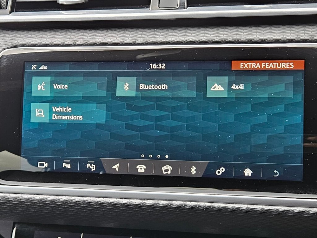 Used Land Rover Range Rover Velar 2018 for sale - 76867345: Photo 24