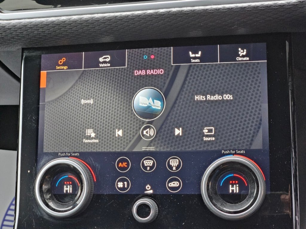 Used Land Rover Range Rover Velar 2018 for sale - 76867345: Photo 27