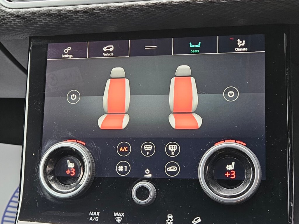 Used Land Rover Range Rover Velar 2018 for sale - 76867345: Photo 32