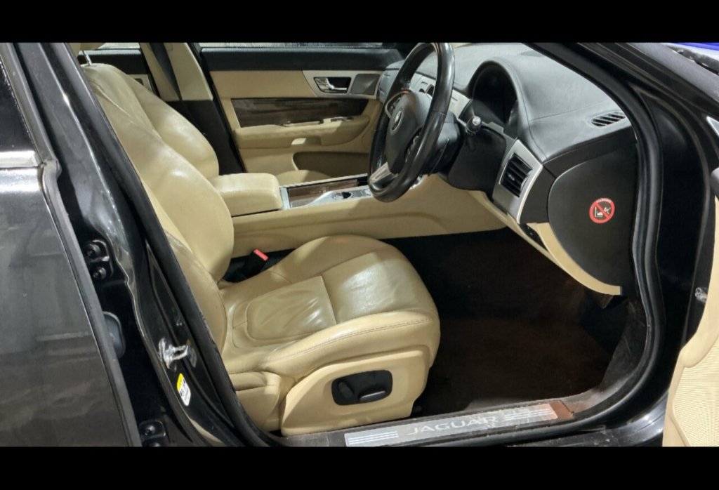 Used Jaguar XF 2015 for sale - 77463554: Photo 7