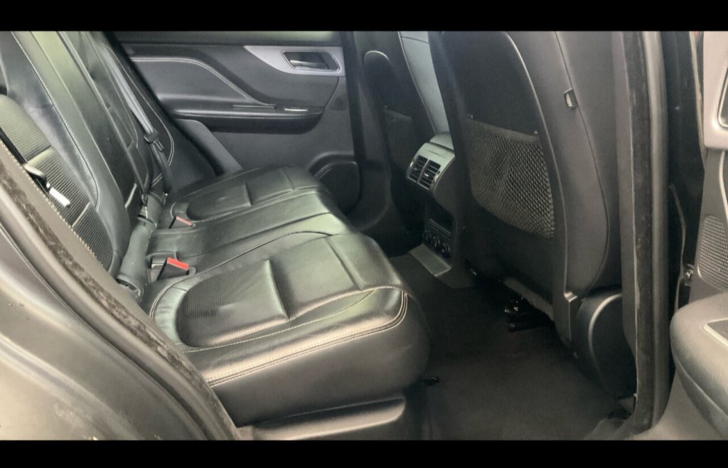 Used Jaguar F-Pace 2017 for sale - 77571665: Photo 9