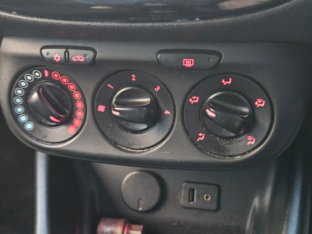 Used Vauxhall Corsa 2015 for sale - 77049095: Photo 12