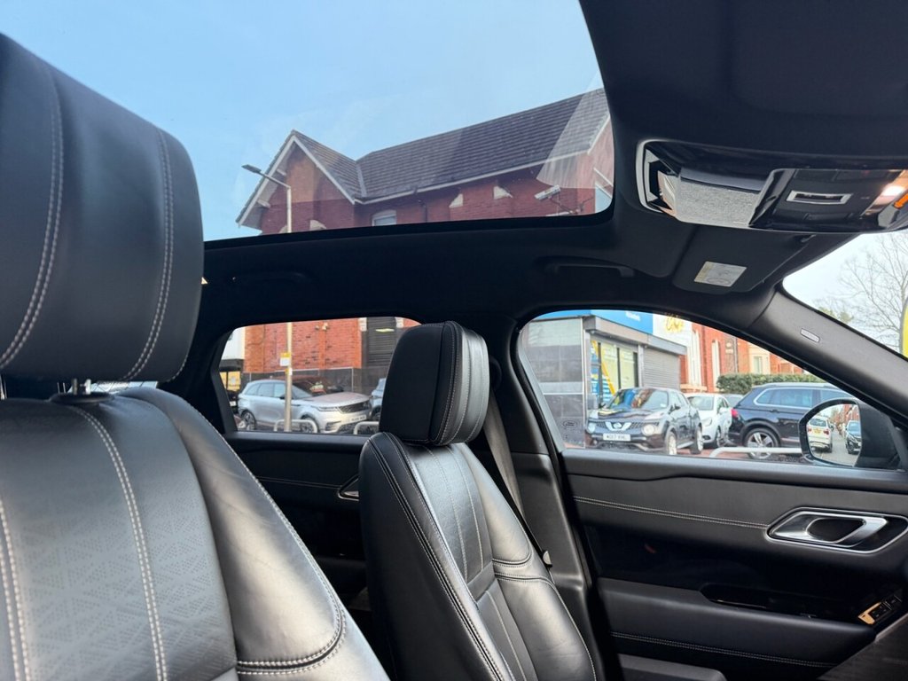 Used Land Rover Range Rover Velar 2018 for sale - 77632030: Photo 23