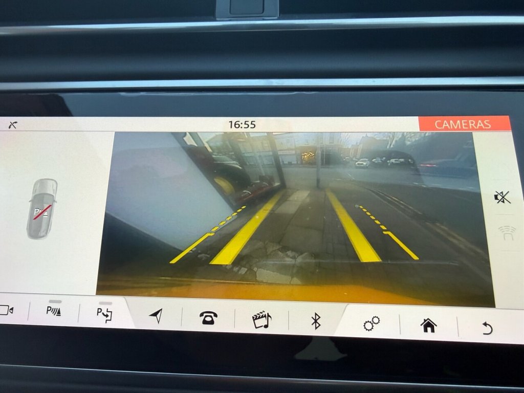 Used Land Rover Range Rover Velar 2018 for sale - 77632030: Photo 32