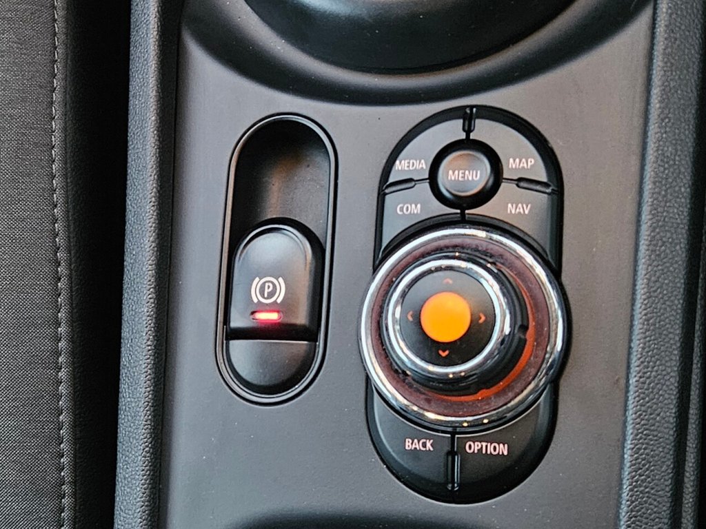 Used MINI Clubman 2018 for sale - 76867336: Photo 31