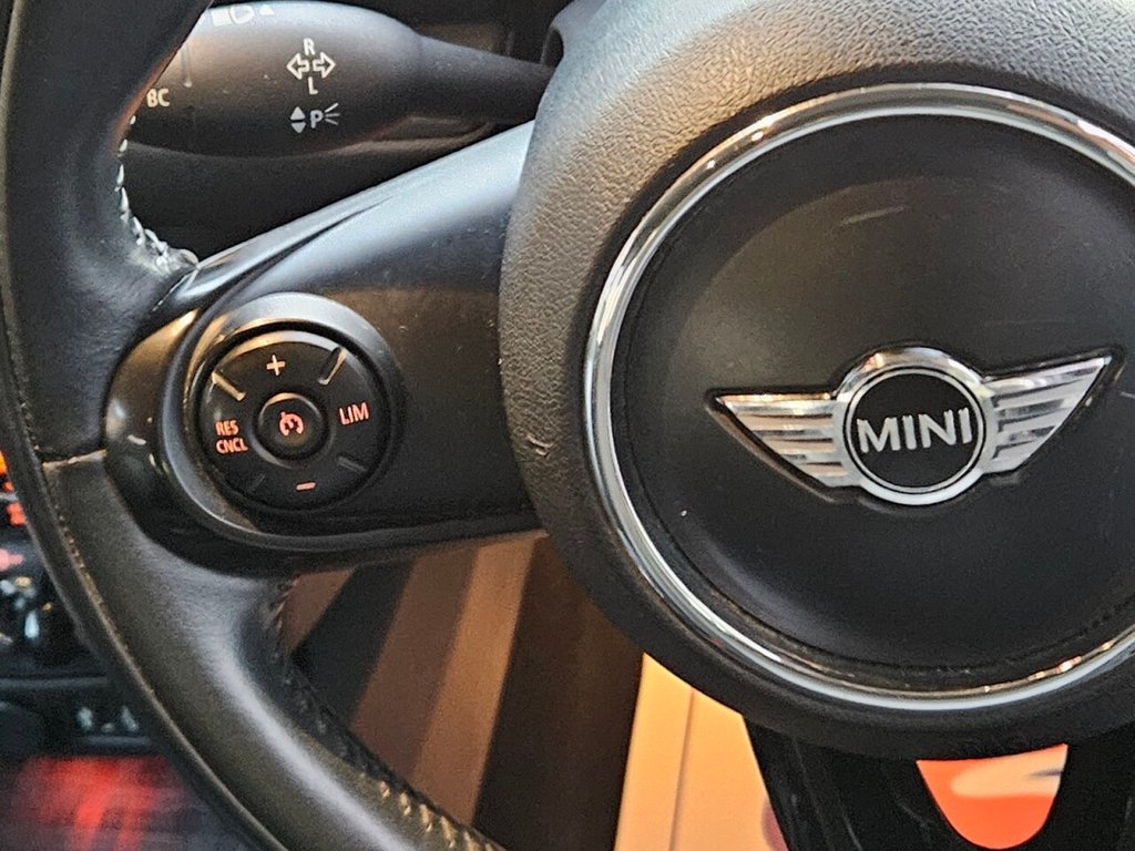 Used MINI Clubman 2018 for sale - 76867336: Photo 32