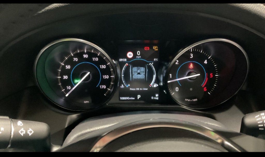 Used Jaguar XF 2019 for sale - 78016810: Photo 10