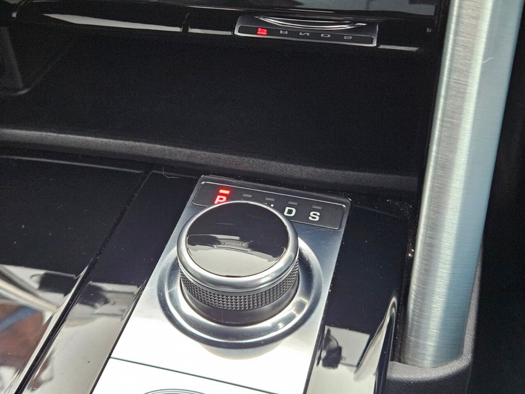 Used Land Rover Discovery 2018 for sale - 77780231: Photo 48