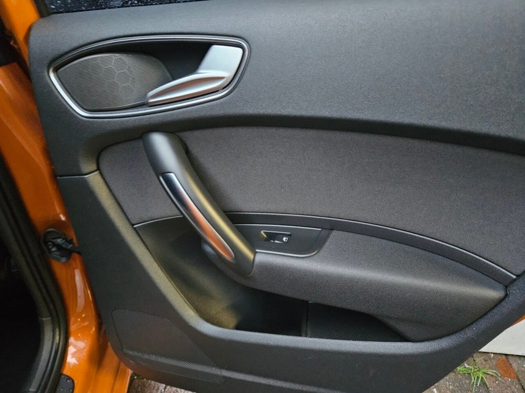 Used Audi A1 2013 for sale - 76867668: Photo 22