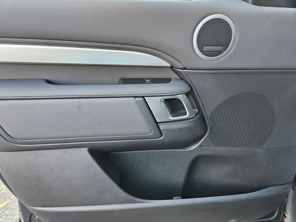 Used Land Rover Discovery 2019 for sale - 76867350: Photo 34