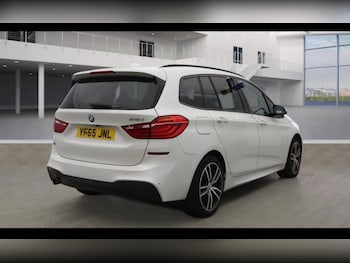 Used BMW 2 Series 2015 for sale - 77463535: Photo