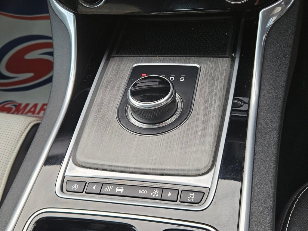 Used Jaguar XF 2017 for sale - 77408613: Photo 32