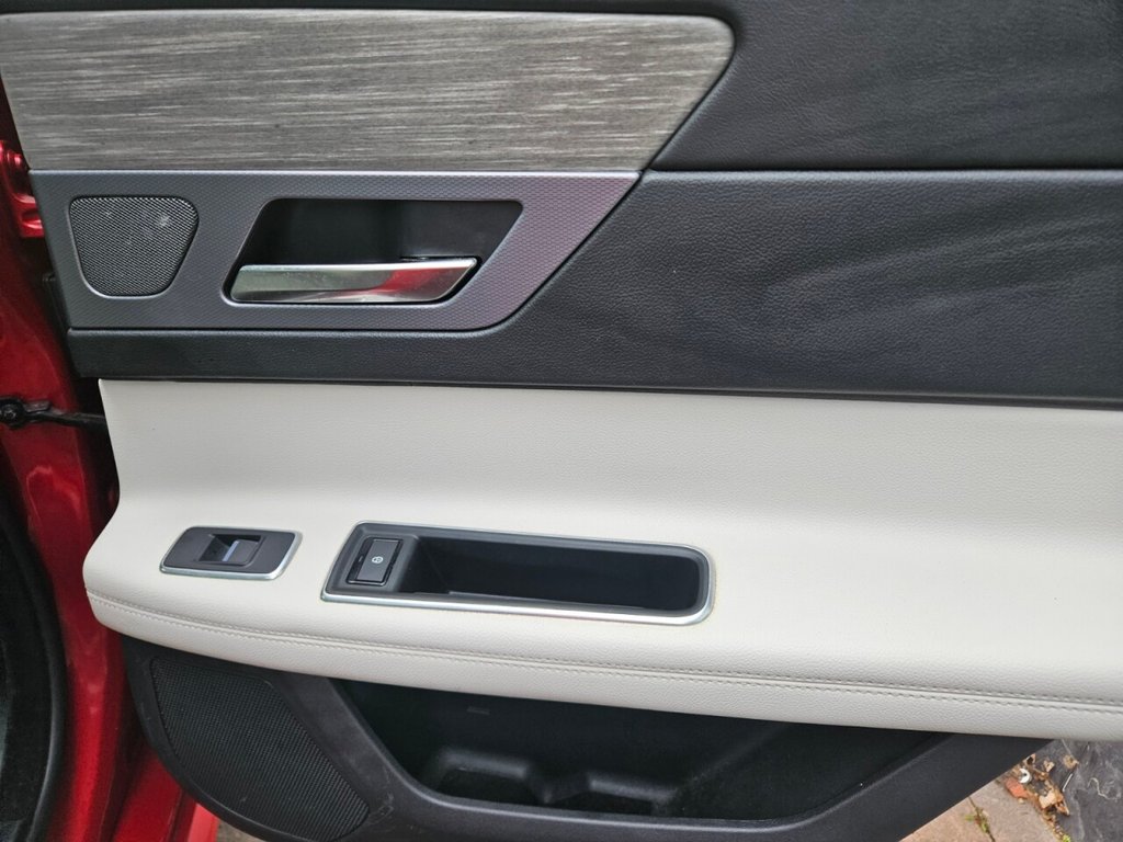 Used Jaguar XF 2017 for sale - 77408613: Photo 39