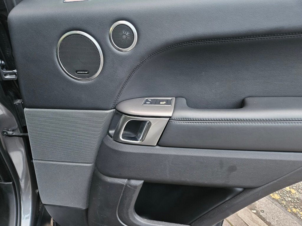 Used Land Rover Range Rover Sport 2018 for sale - 77399762: Photo 31