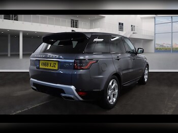 Used Land Rover Range Rover Sport 2018 for sale - 77399762: Photo