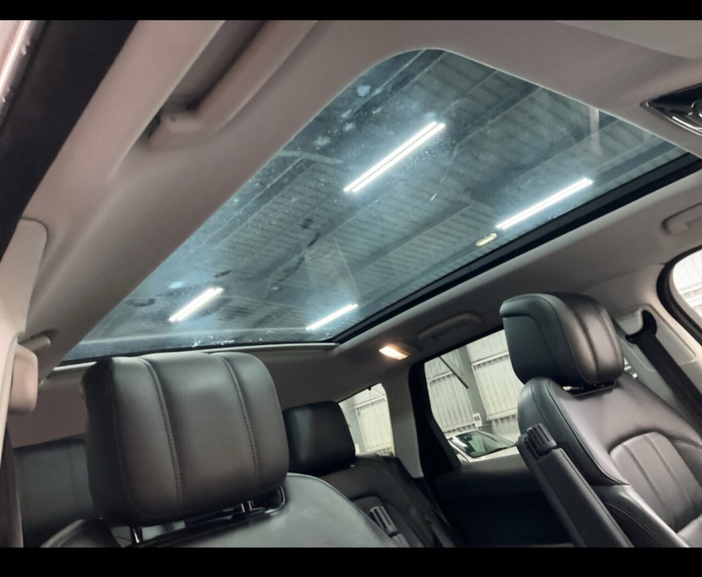 Used Land Rover Range Rover Sport 2018 for sale - 77399762: Photo 9