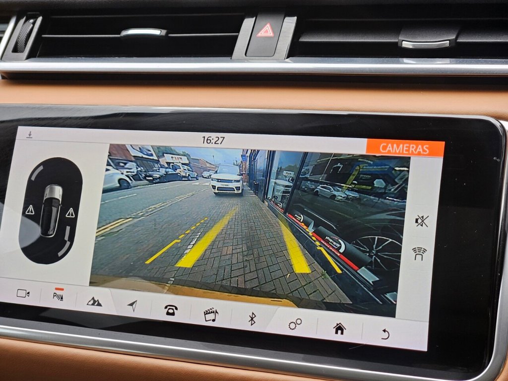 Used Land Rover Range Rover Velar 2017 for sale - 77152920: Photo 12