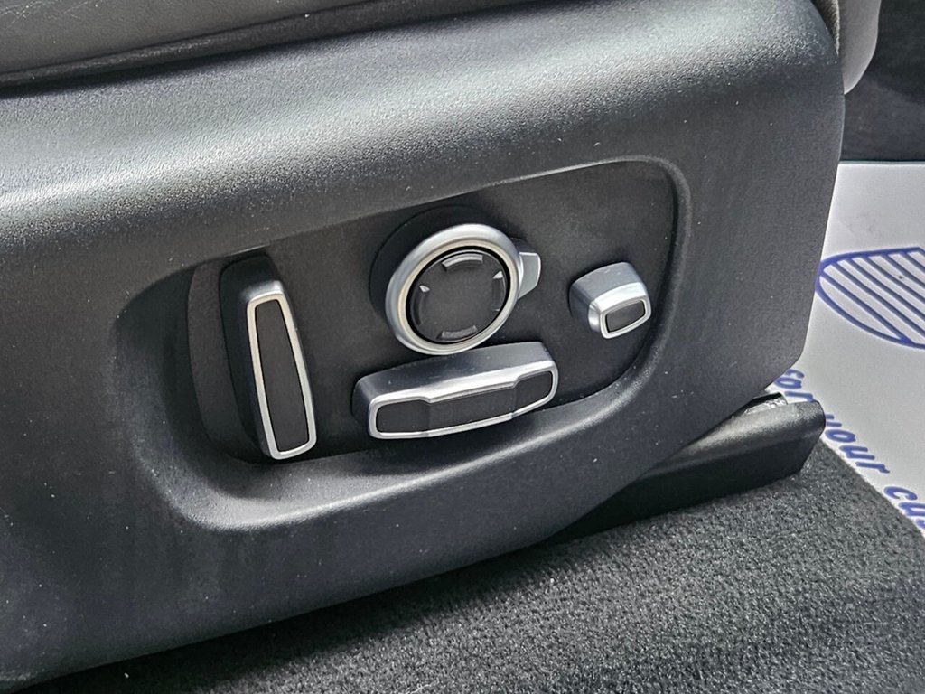 Used Land Rover Range Rover Velar 2017 for sale - 77152920: Photo 25