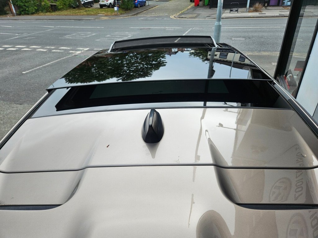 Used Land Rover Range Rover Velar 2017 for sale - 77152920: Photo 42