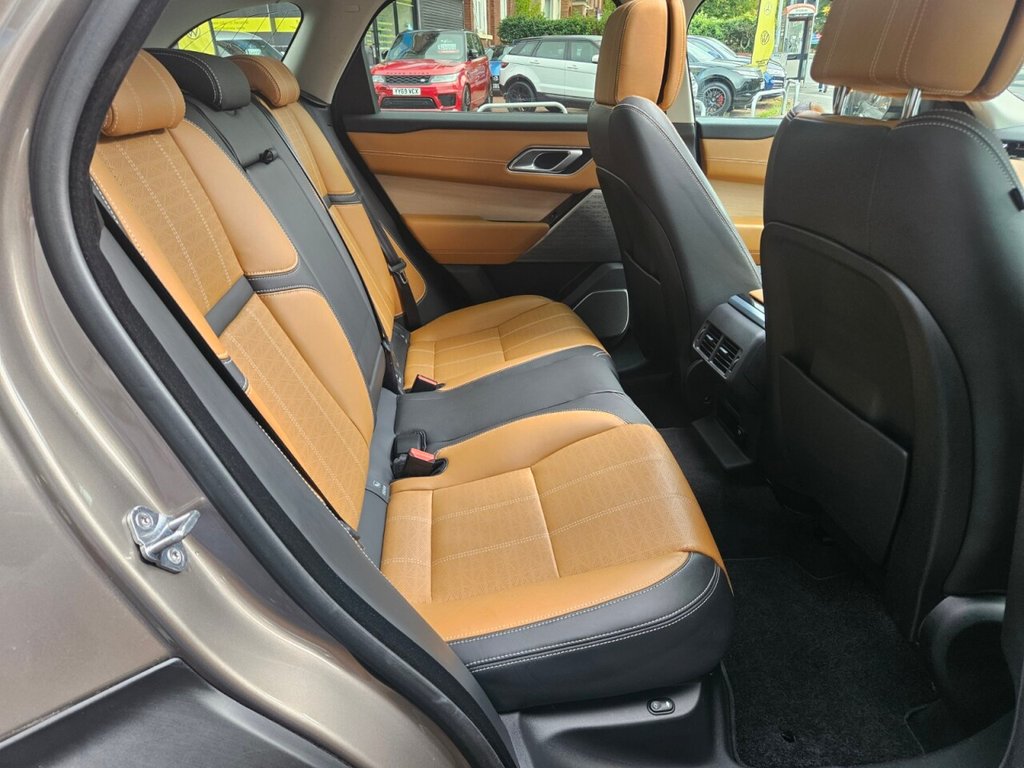 Used Land Rover Range Rover Velar 2017 for sale - 77152920: Photo 9