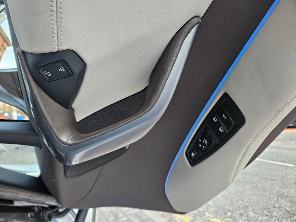 Used BMW i8 2014 for sale - 77027145: Photo 11