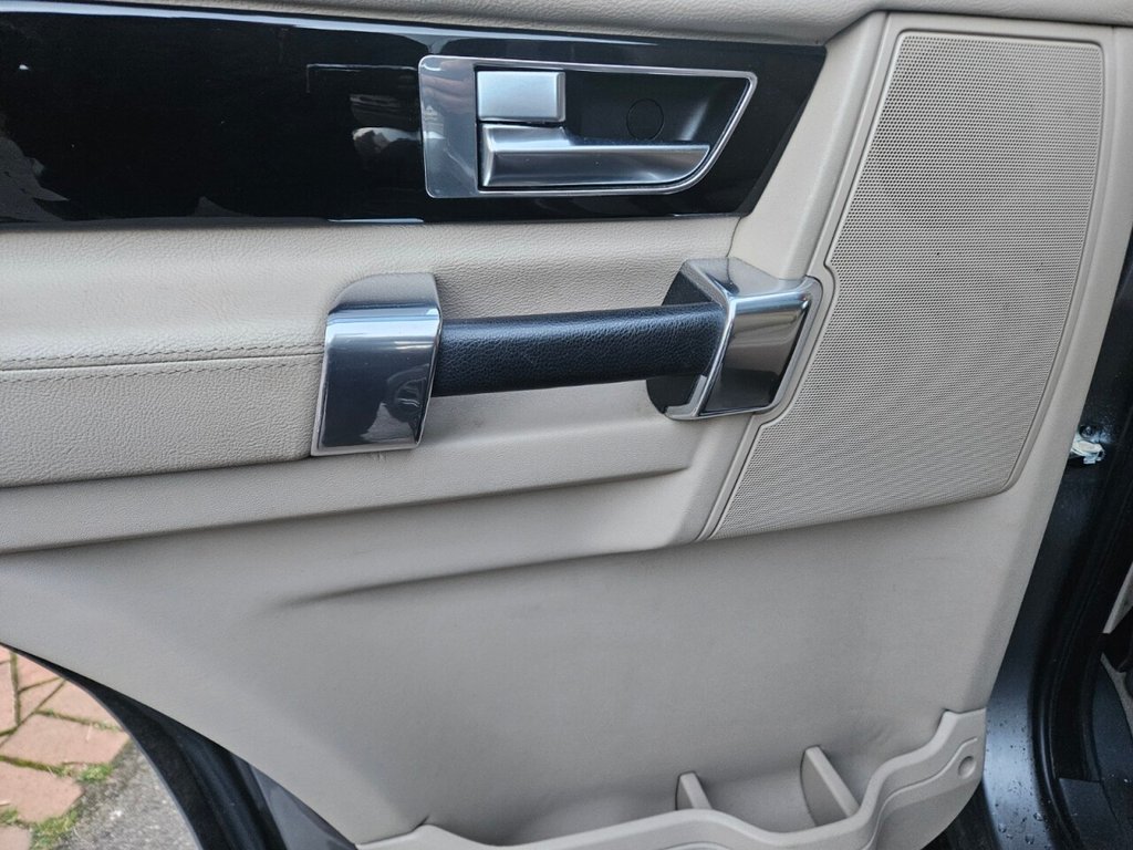 Used Land Rover Discovery 4 2010 for sale - 77739690: Photo 22