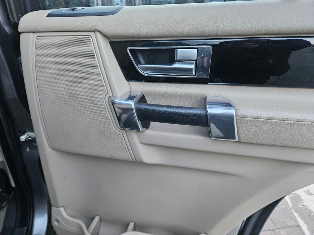 Used Land Rover Discovery 4 2010 for sale - 77739690: Photo 23