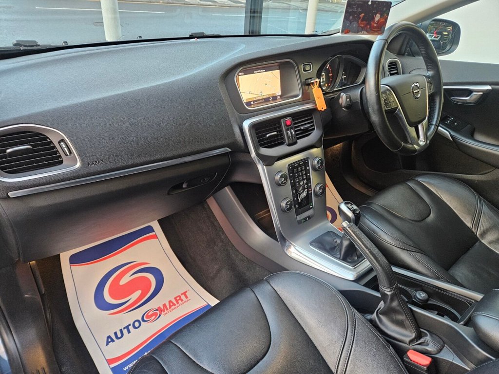 Used Volvo V40 2017 for sale - 76950316: Photo 15