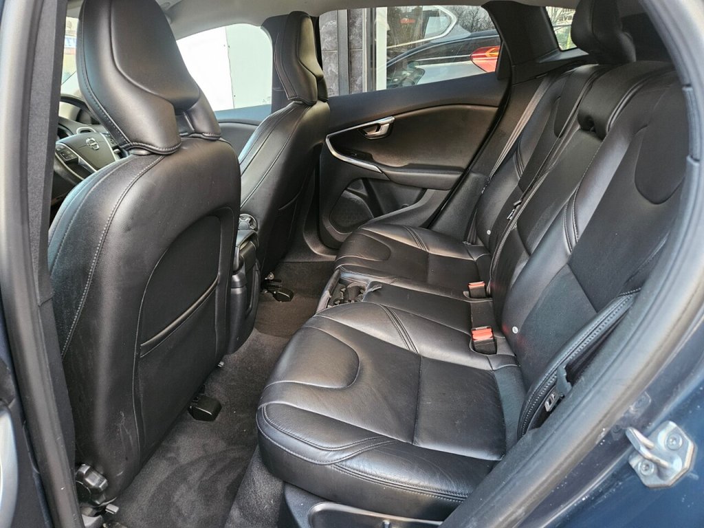 Used Volvo V40 2017 for sale - 76950316: Photo 17