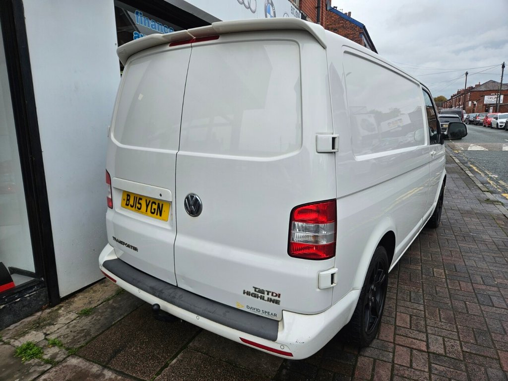 Used Volkswagen Transporter 2015 for sale - 76867203: Photo 28