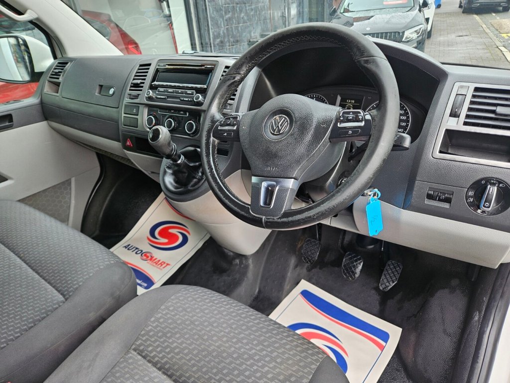 Used Volkswagen Transporter 2015 for sale - 76867203: Photo 5
