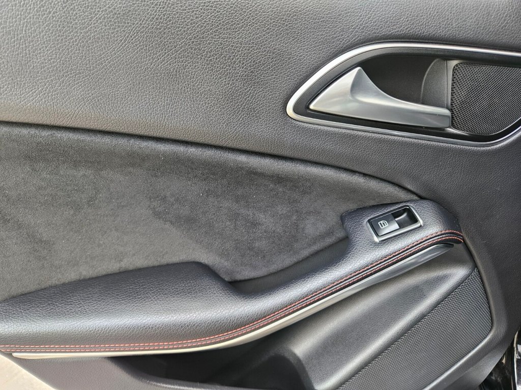 Used Mercedes-Benz GLA 2014 for sale - 78200328: Photo 32