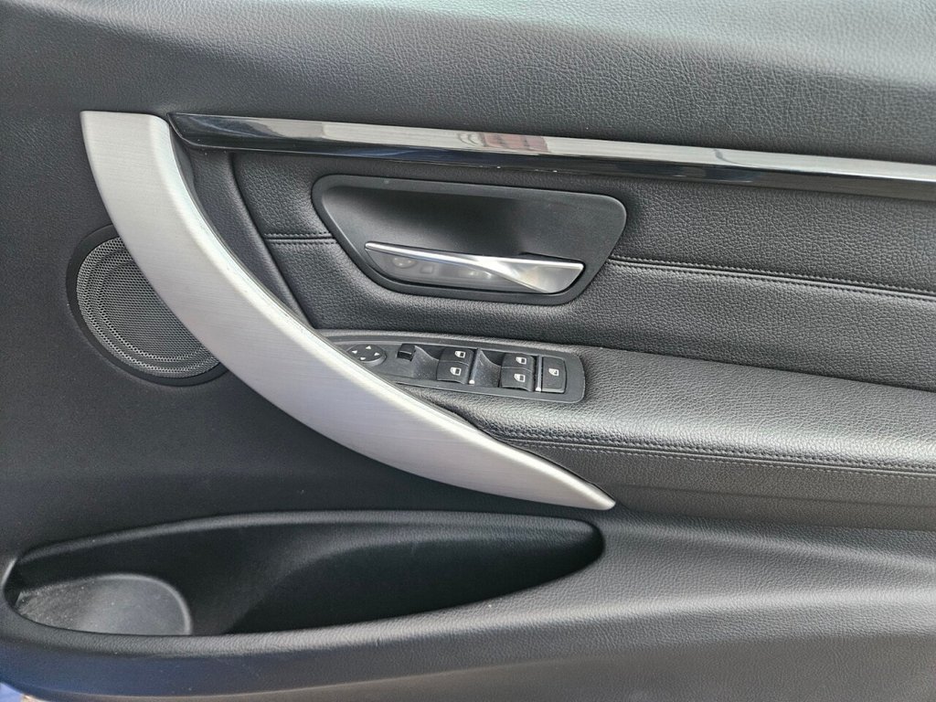 Used BMW 3 Series 2017 for sale - 76867344: Photo 30